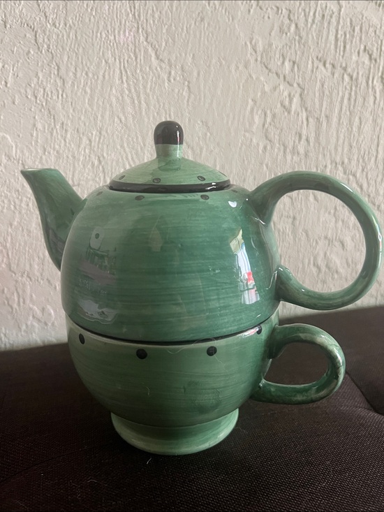 Vintage Green Ceramic Teapot Other - #2508**Vintage Green Ceramic Teapot and Cup Set